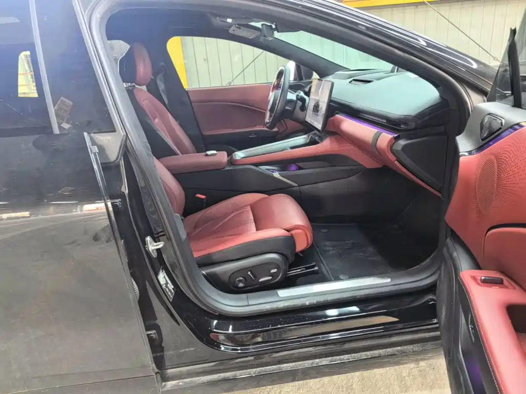 Zeekr Крайний Криптон 007 GT — миниатюра 25