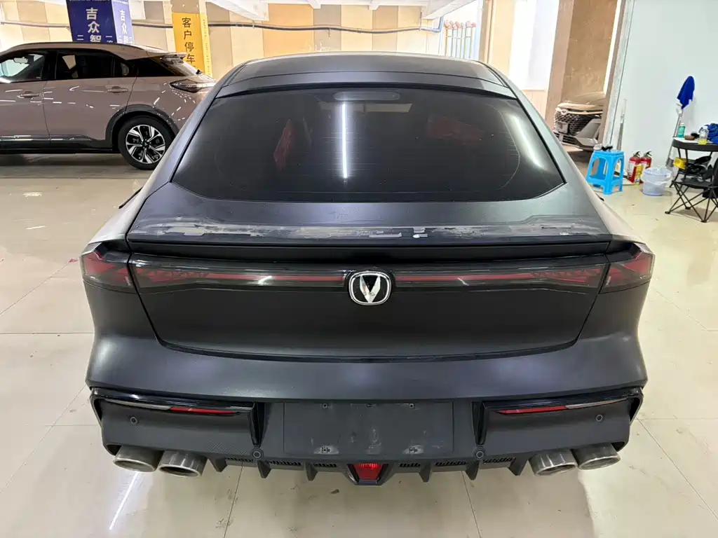 Changan UNI-V 2022 2.0T