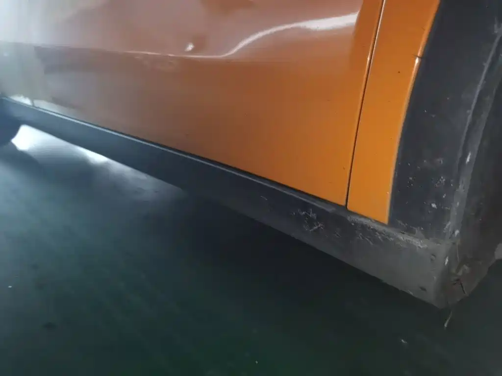 Tesla Model Y — миниатюра 21