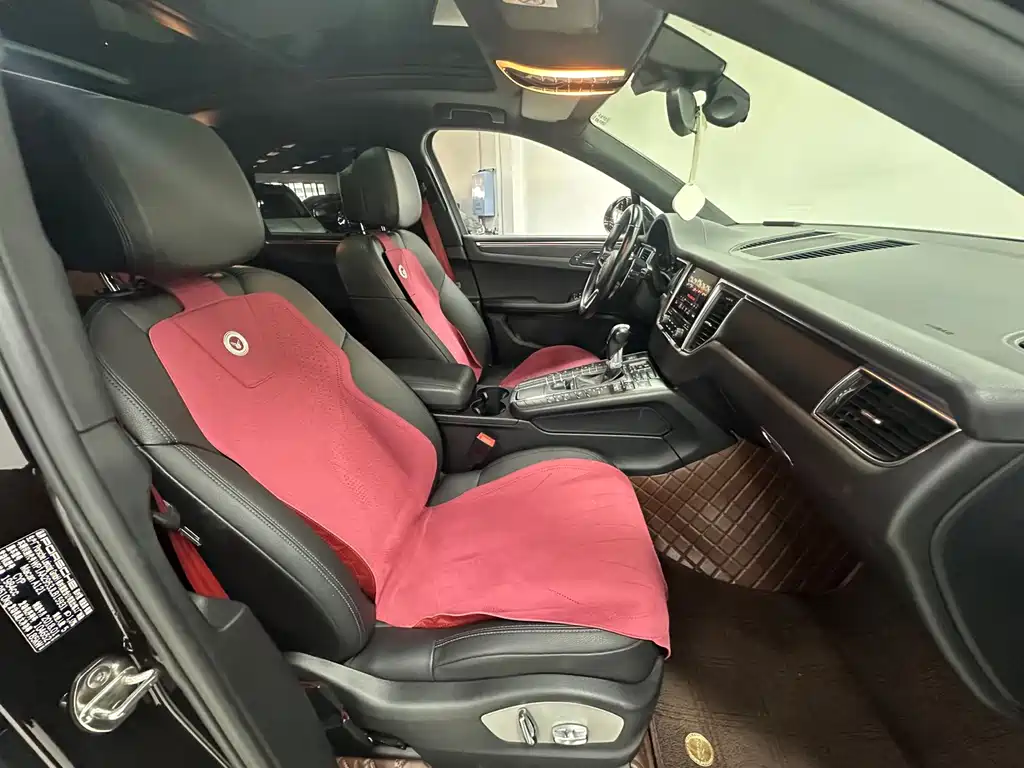 Porsche Macan — миниатюра 21