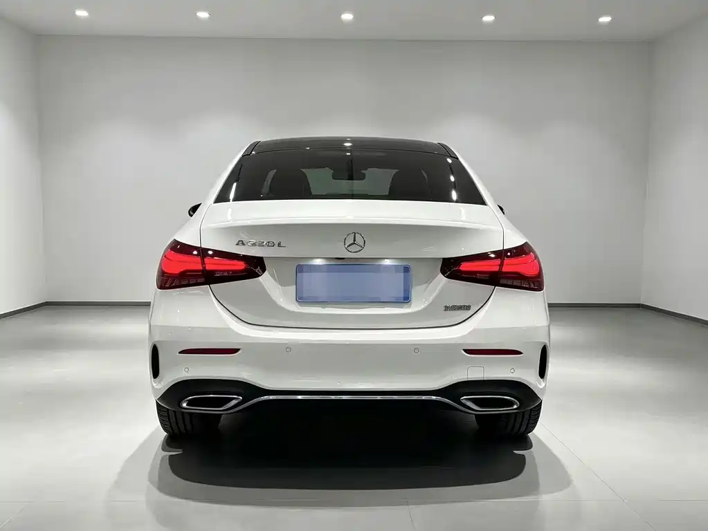 Mercedes-Benz A-Class — миниатюра 10