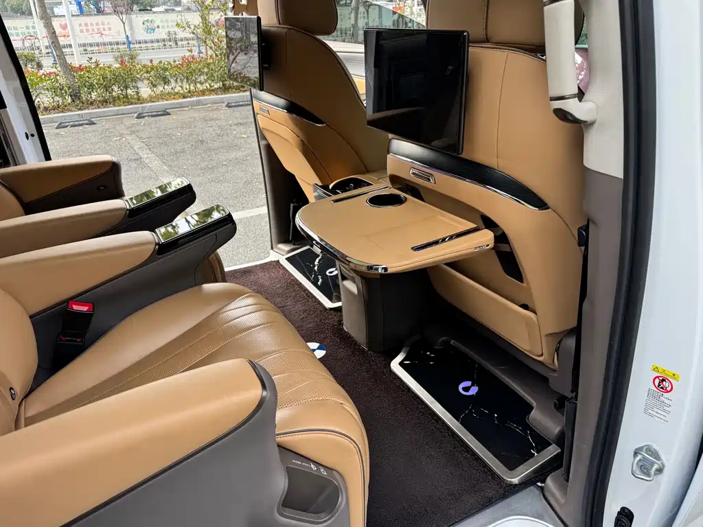 Denza Denza D9 — миниатюра 25
