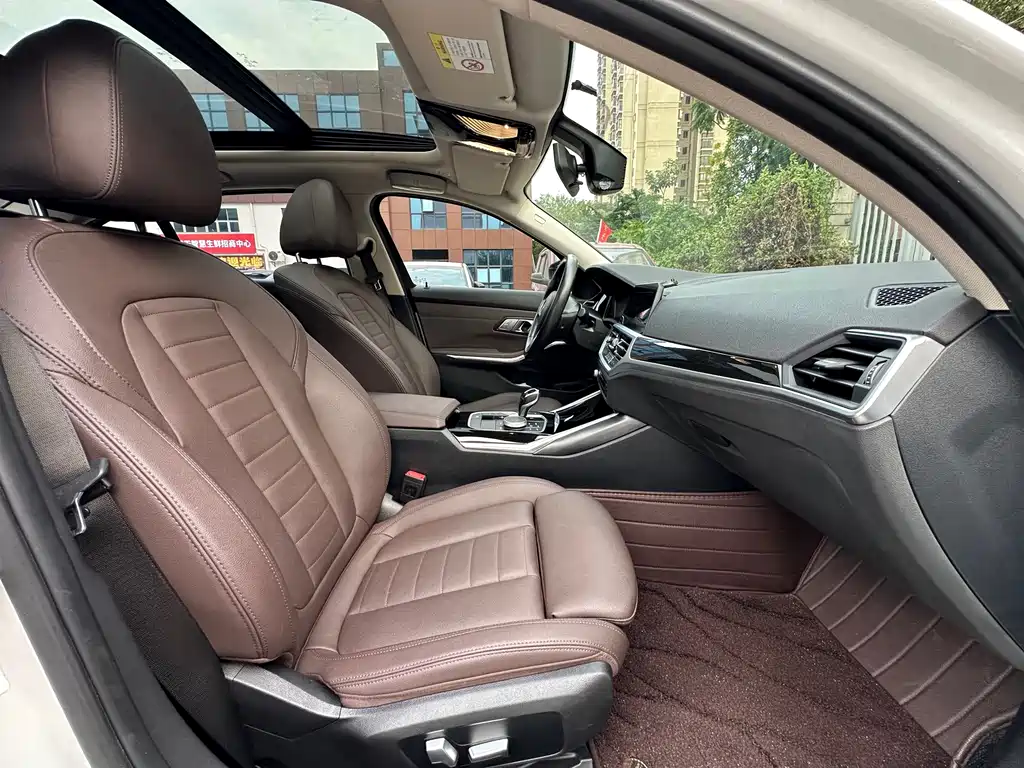 BMW 3 Series — миниатюра 6