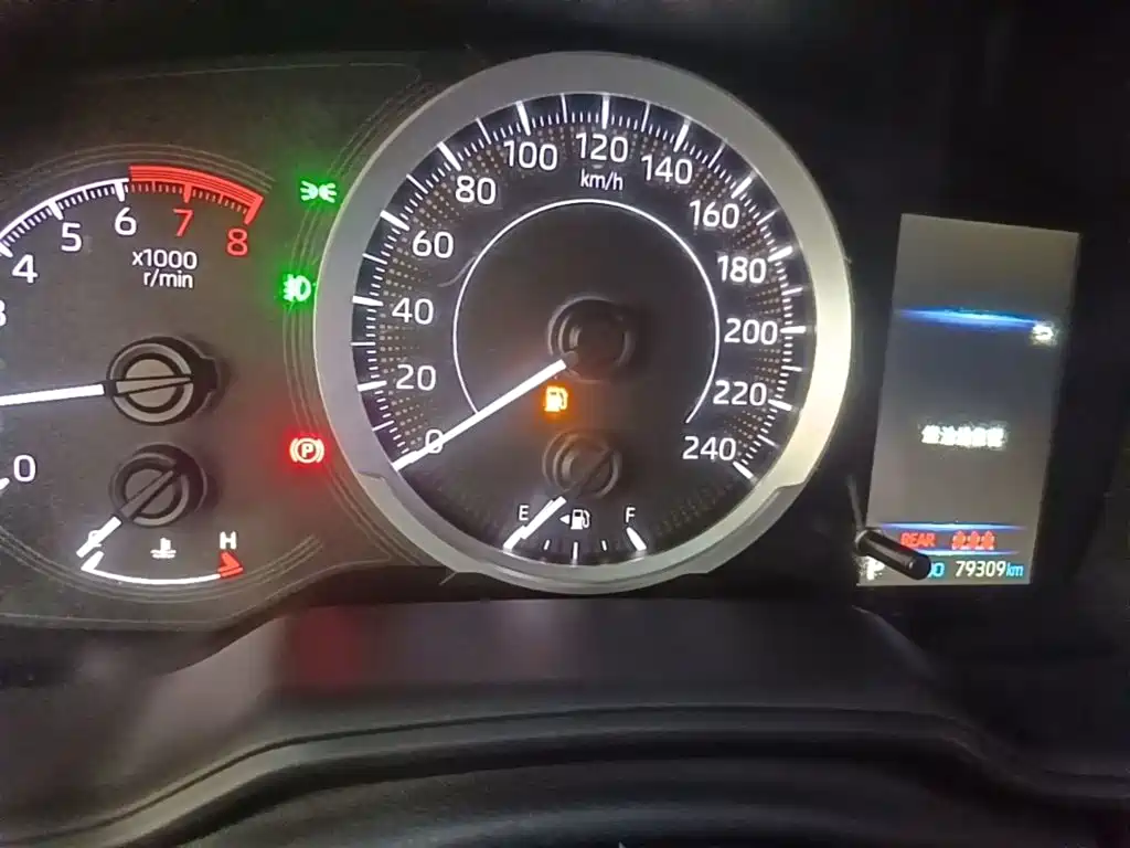 Toyota Corolla — миниатюра 12