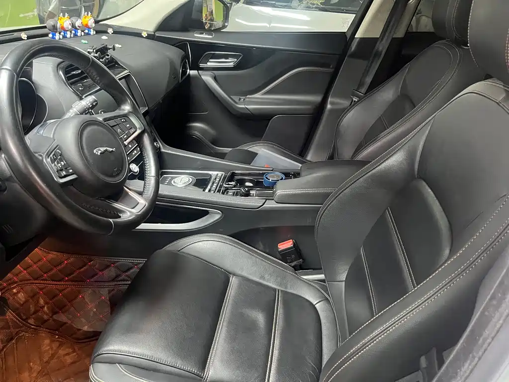Jaguar F-PACE — миниатюра 4