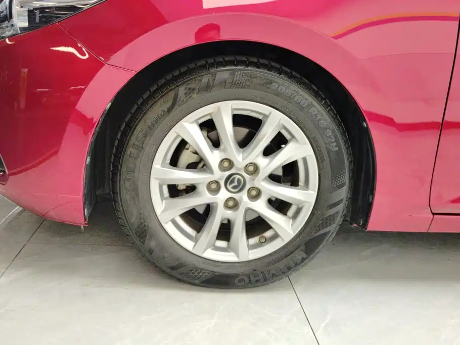 Mazda 3 Axela — миниатюра 6