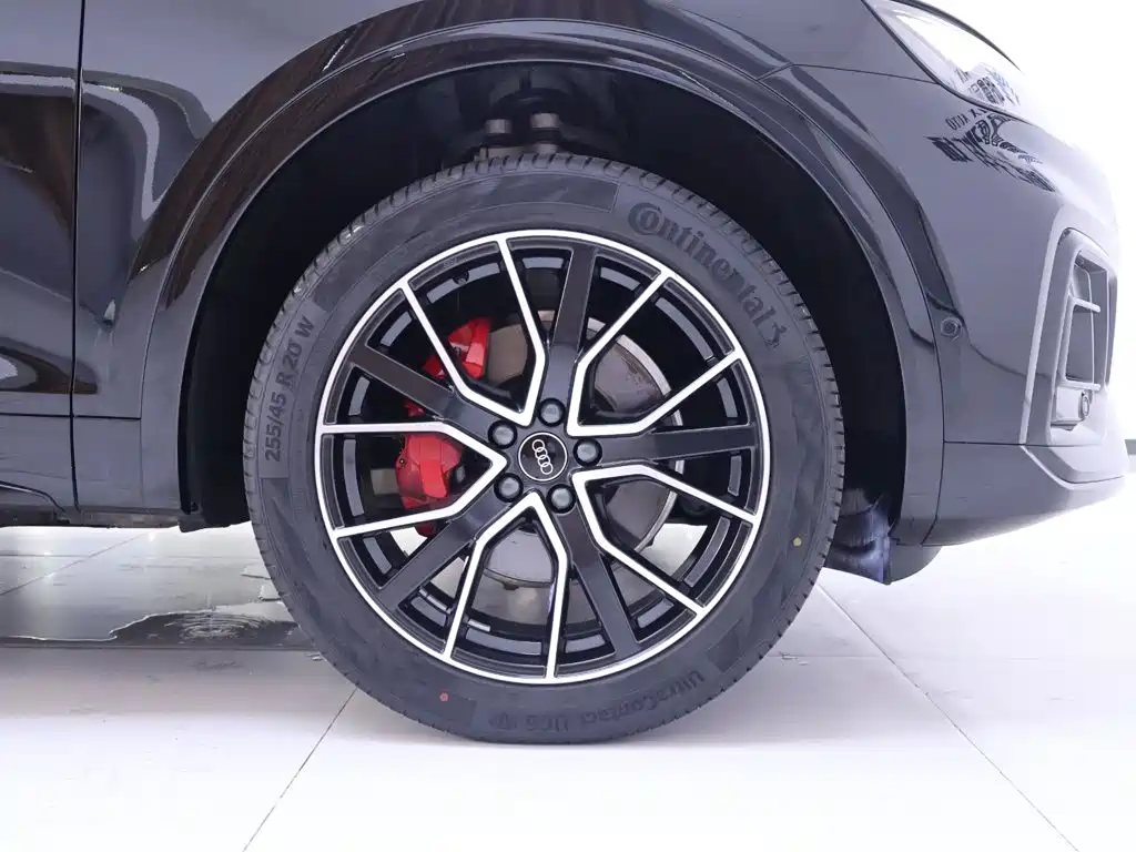 Audi Q5L — миниатюра 6