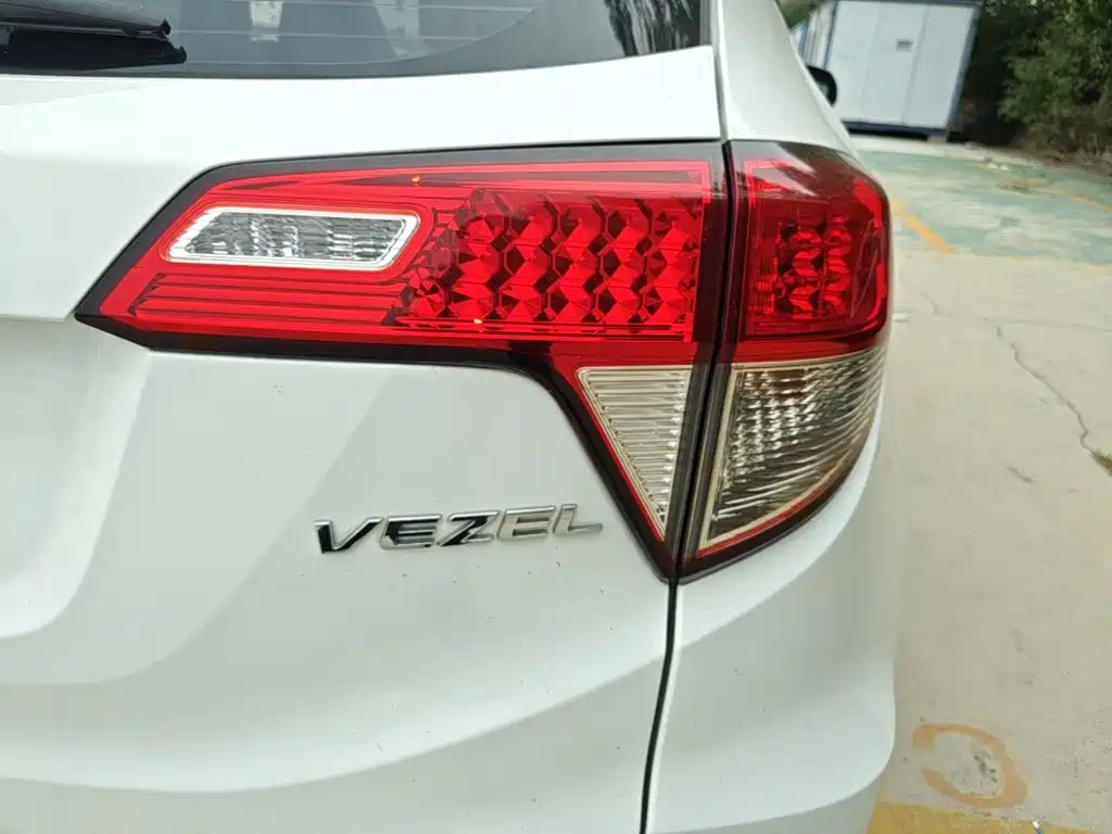 Honda Vezel — миниатюра 8