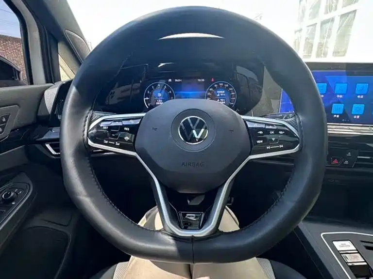 Volkswagen Golf — миниатюра 9