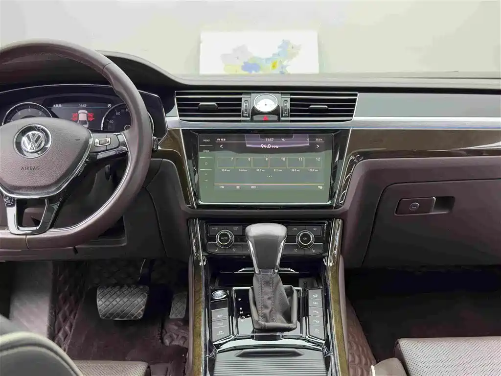 Volkswagen Phideon — миниатюра 12