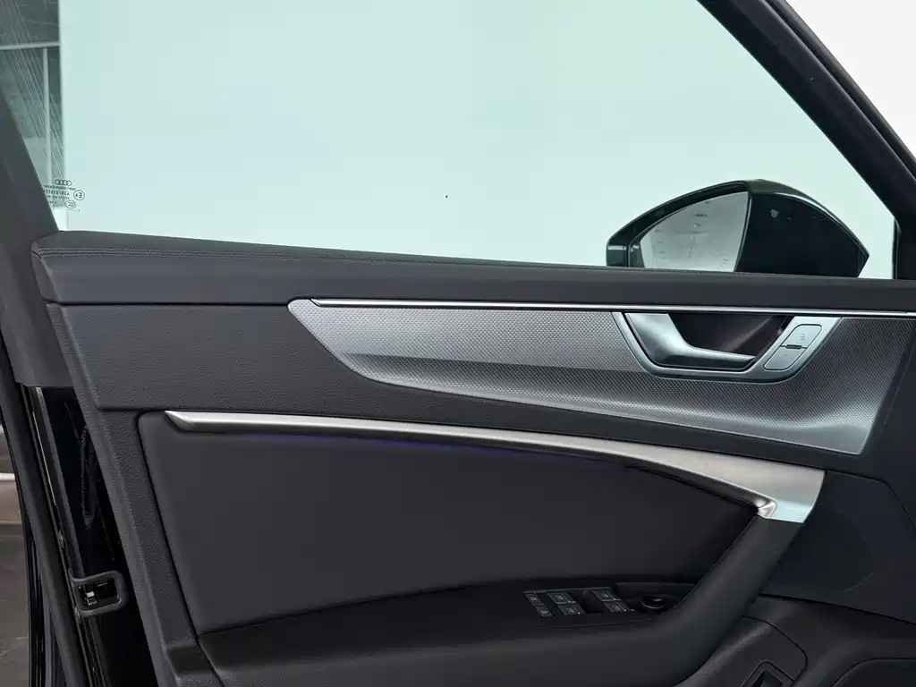 Audi A6L — миниатюра 16