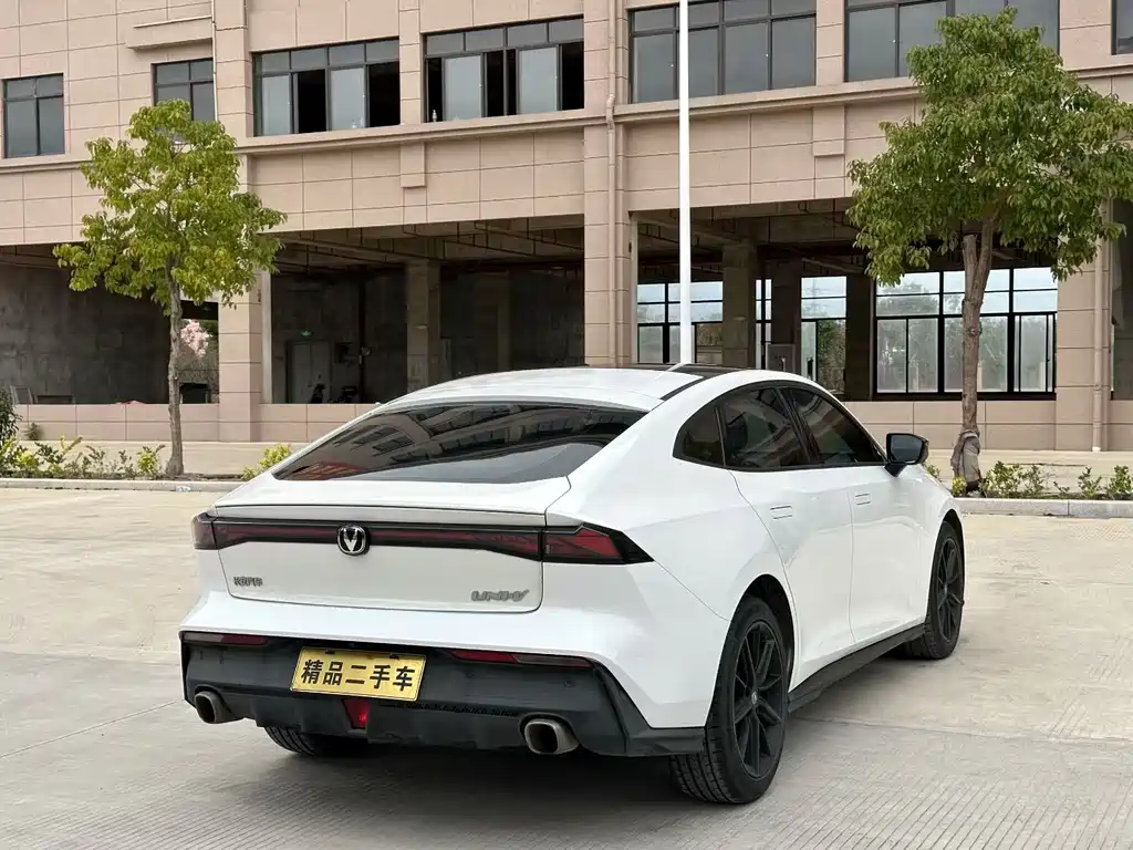 Changan UNI-V — миниатюра 7