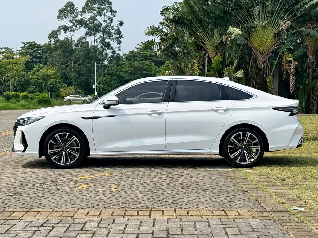Chery Arrizo 8 — миниатюра 24