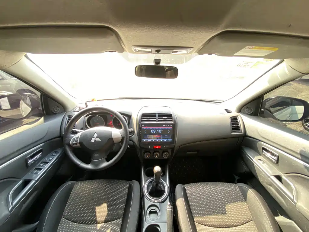 Mitsubishi ASX — миниатюра 9