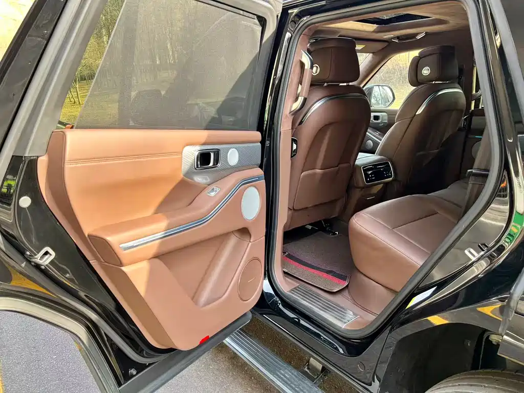 TANK TANK 700 NEW ENERGY