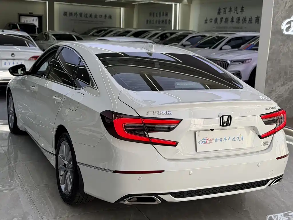 Honda Accord — миниатюра 10