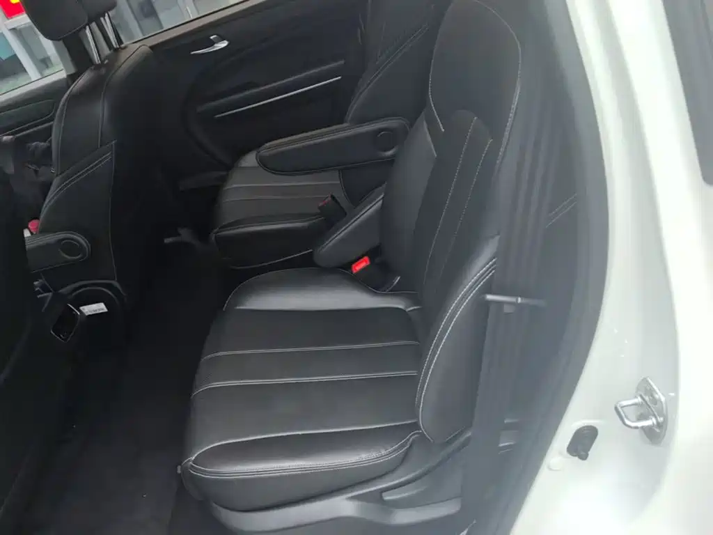 GAC Motor Trumpchi M6 — миниатюра 17