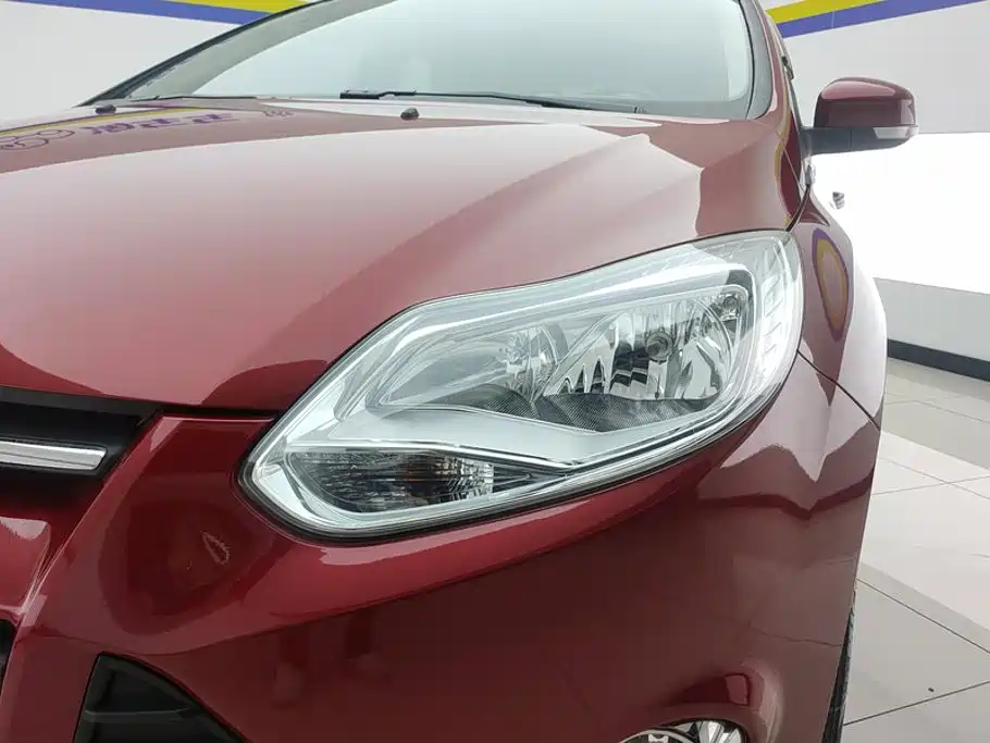 Ford Focus — миниатюра 5