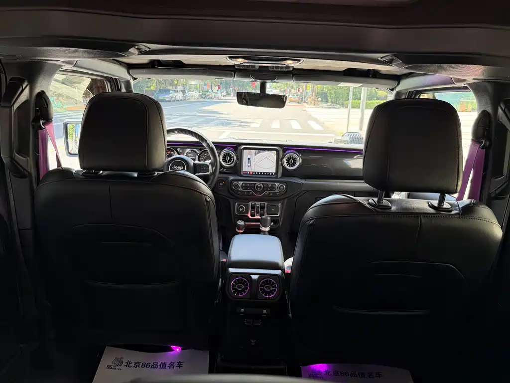 Jeep Wrangler — миниатюра 16