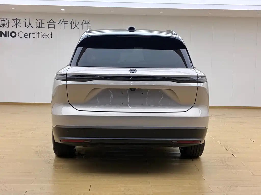 NIO ES8 — миниатюра 17