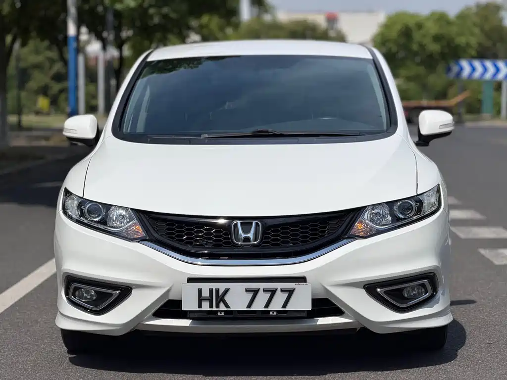 Honda Jade 2015