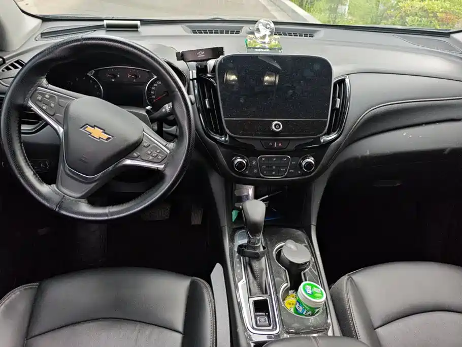 Chevrolet Equinox — миниатюра 12