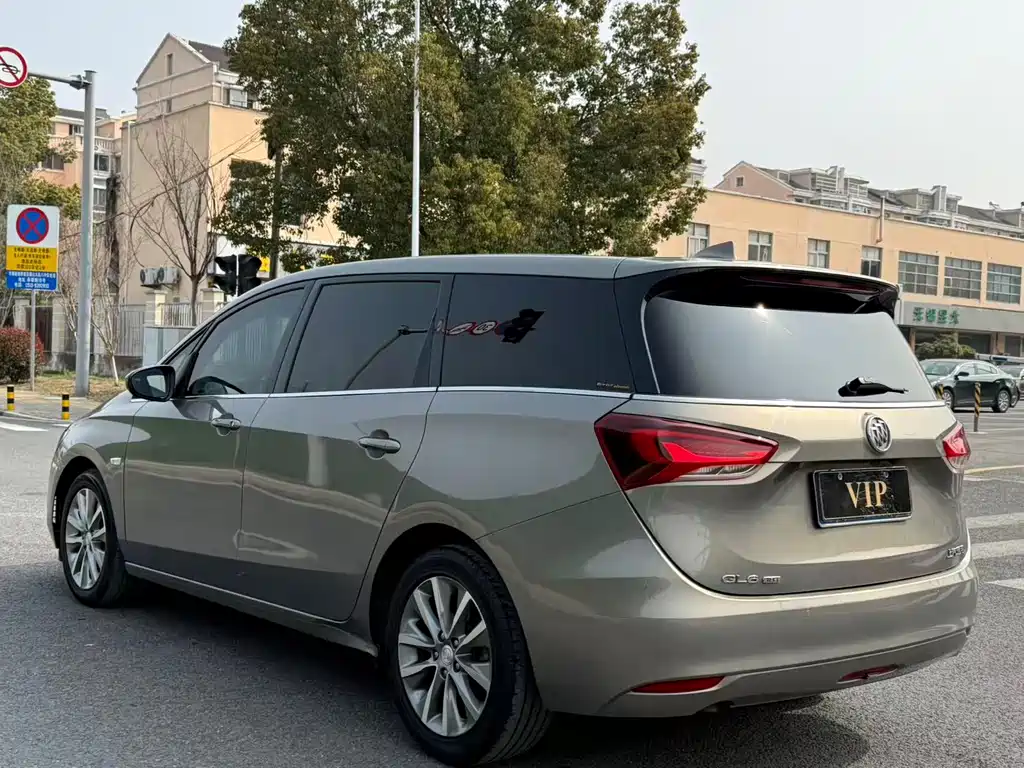 Buick GL6 — миниатюра 6