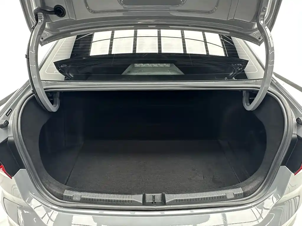 Volkswagen Lavida — миниатюра 16