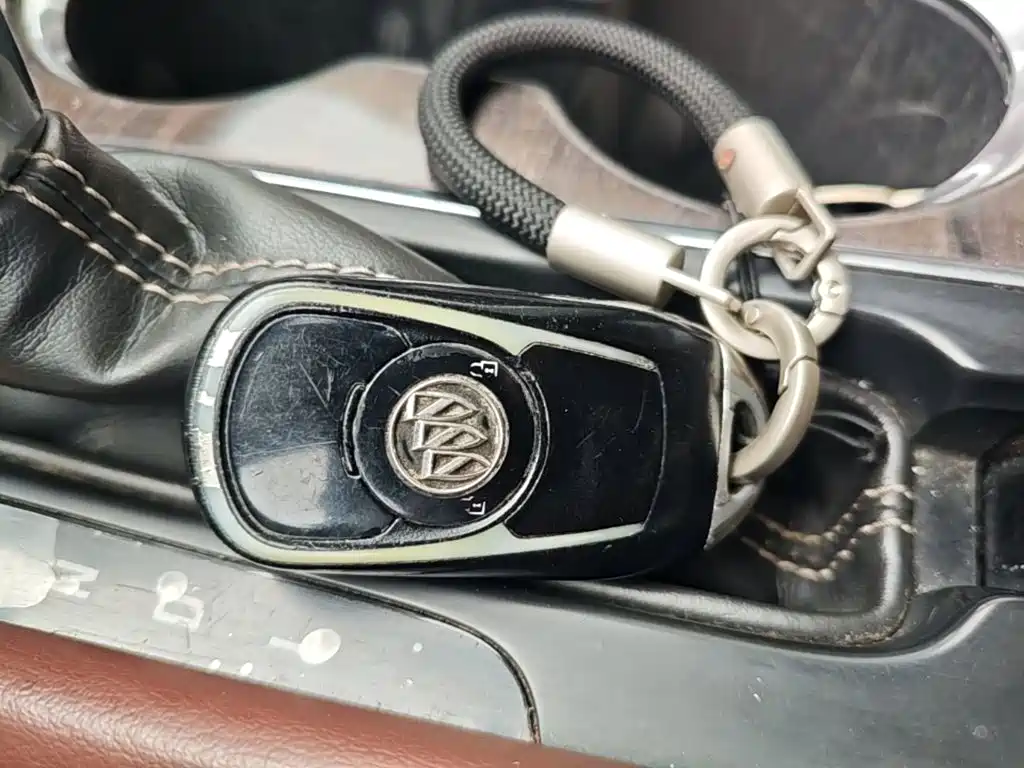 Buick Envision Plus — миниатюра 9