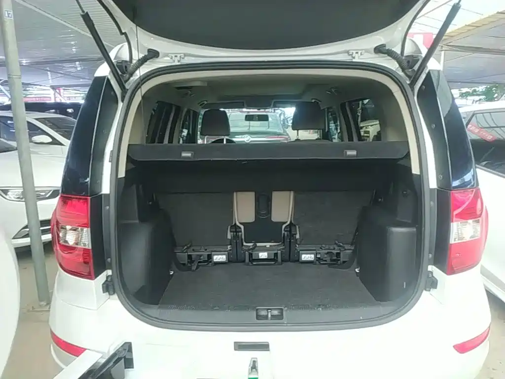 Skoda Yeti — миниатюра 19