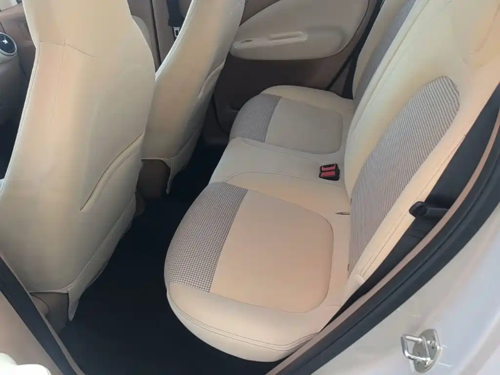 Wuling MINIEV — миниатюра 17