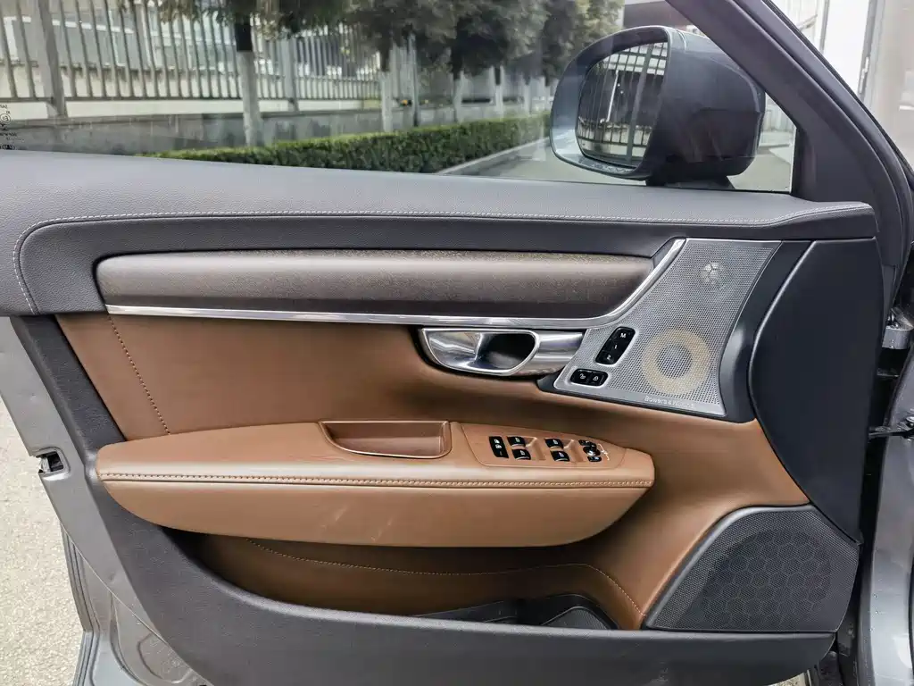Volvo V90 — миниатюра 13