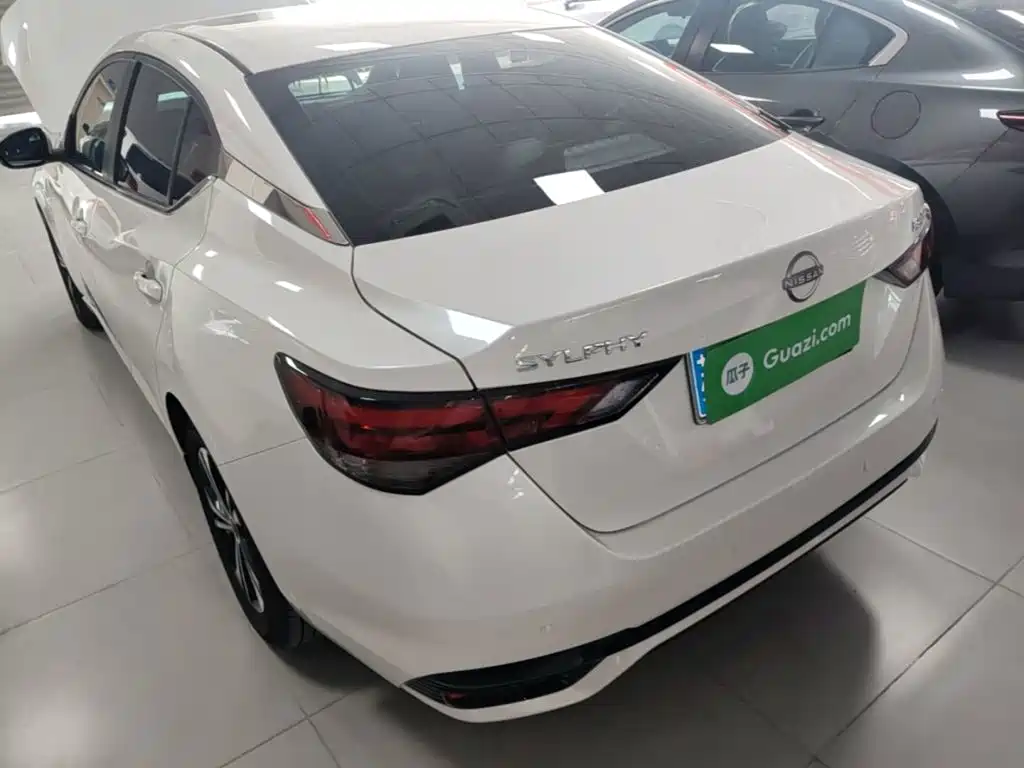 Nissan Sylphy — миниатюра 5