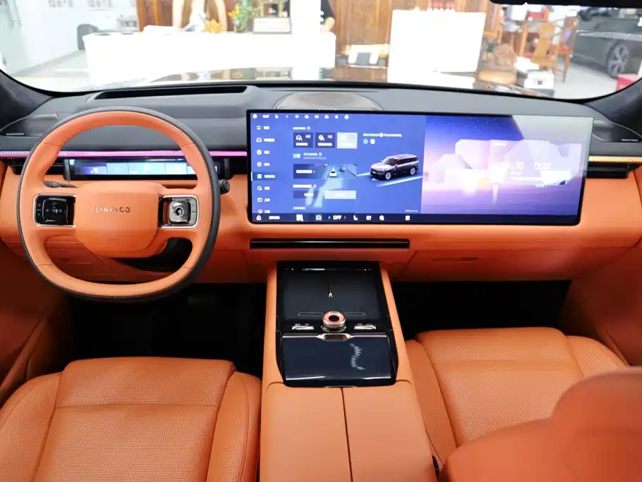Lynk & Co Рука 900. — миниатюра 21