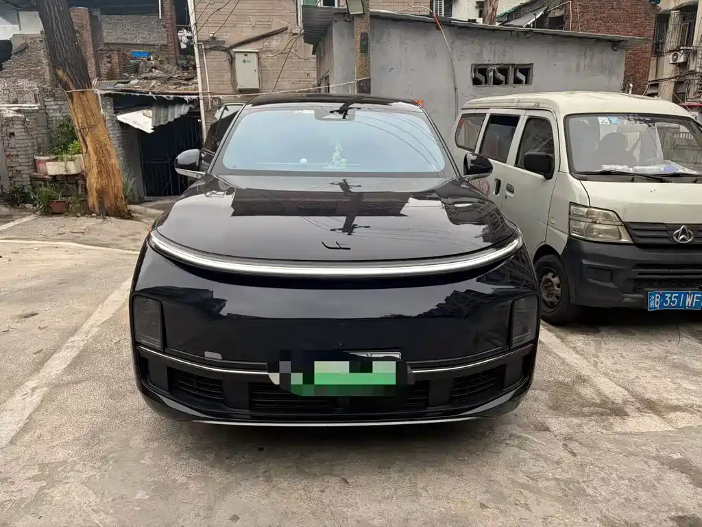 Li Auto Li L8 — миниатюра 2