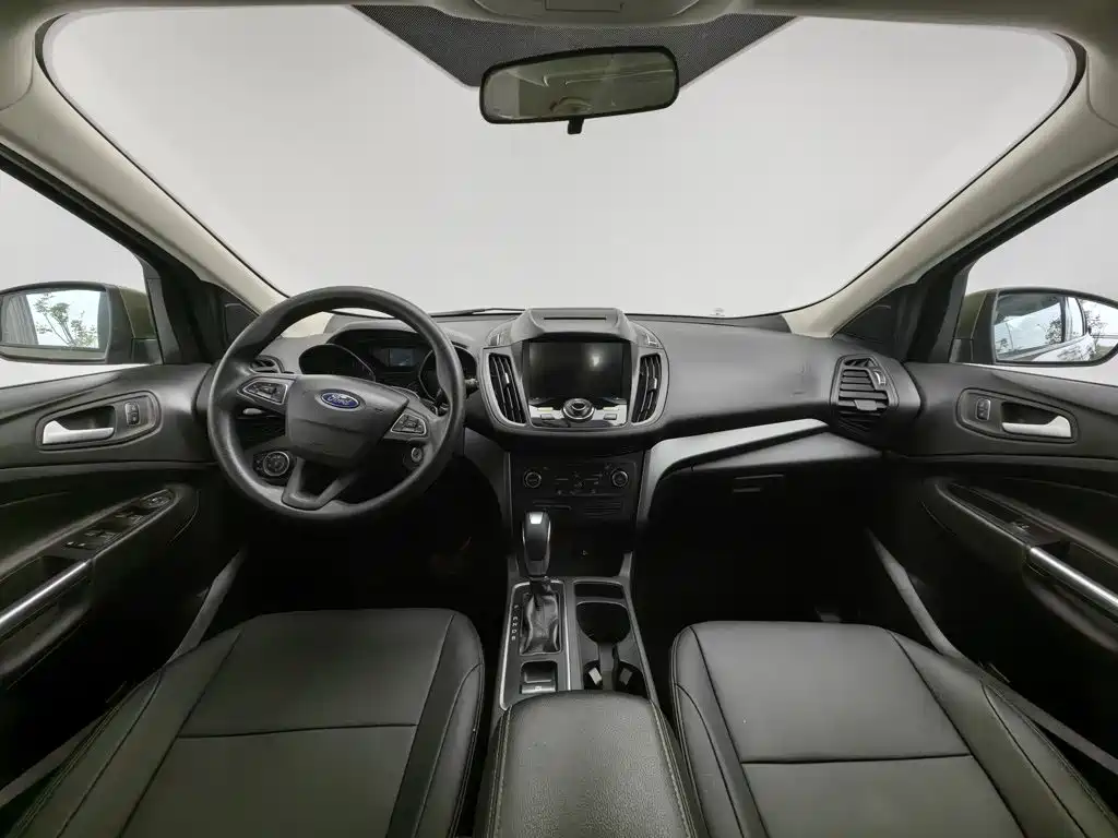 Ford Kuga — миниатюра 5