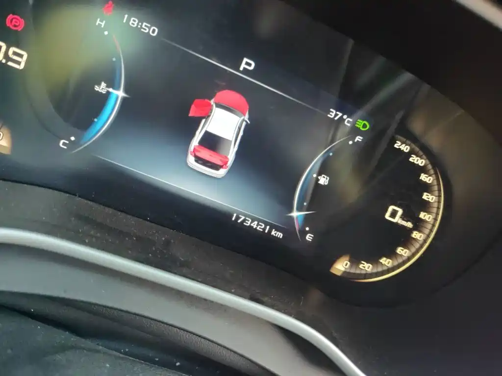 Geely Emgrand — миниатюра 5