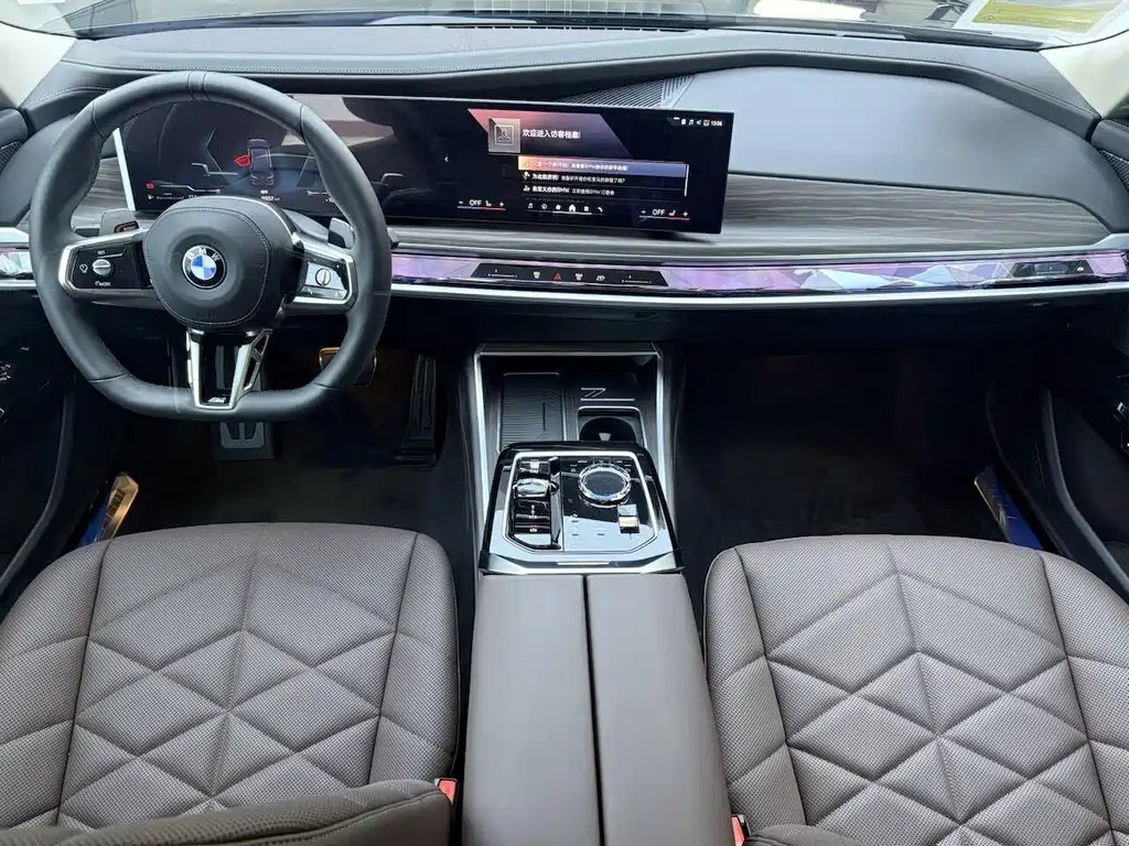 BMW 7 Series 7 2023 735Li M Sport