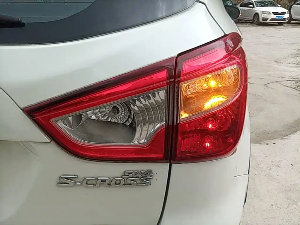Suzuki S-Cross — миниатюра 8