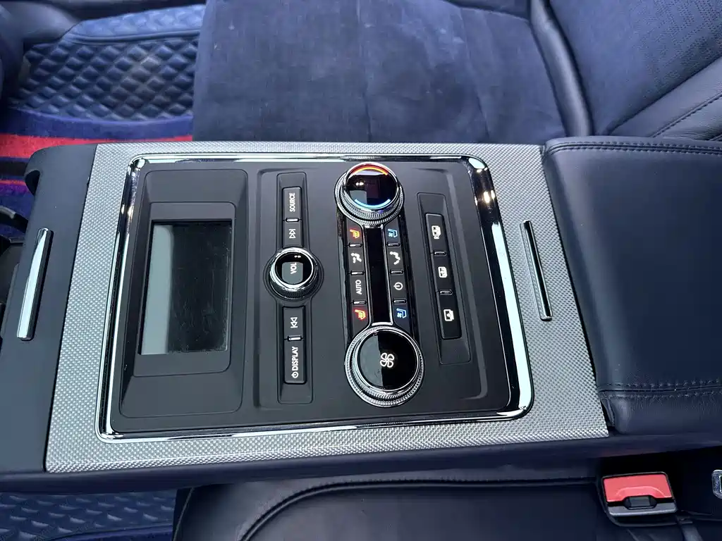 Lincoln Continental — миниатюра 25