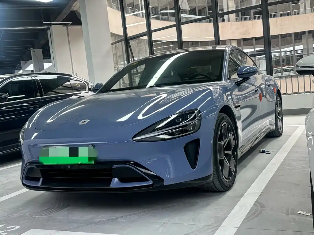 Xiaomi SU7 2024