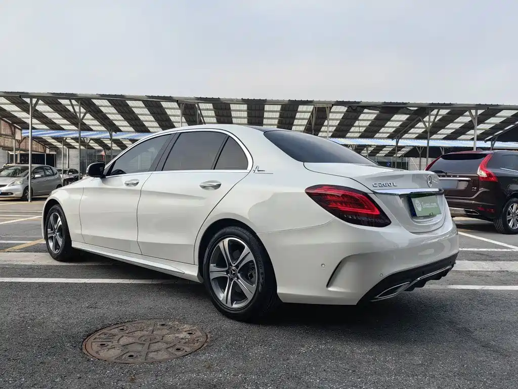 Mercedes-Benz C-Class — миниатюра 6