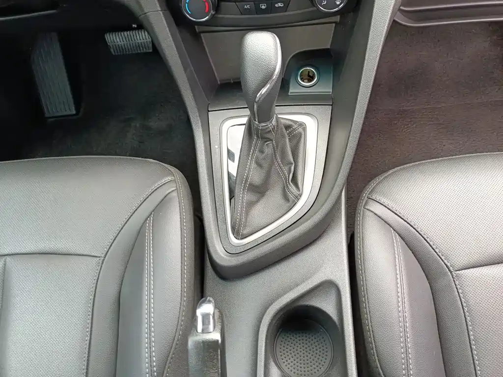 Buick Excelle — миниатюра 11