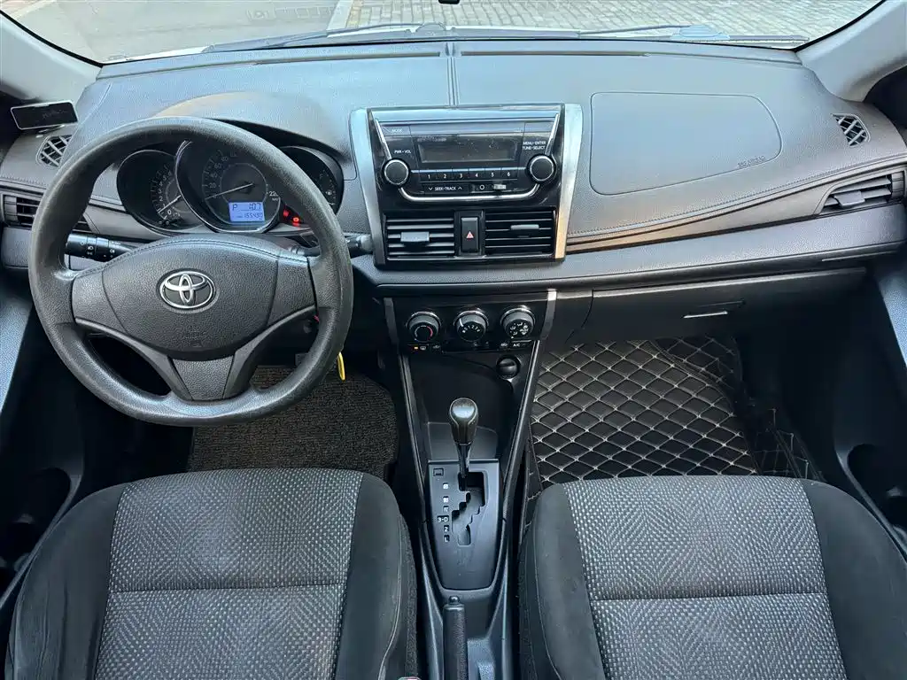 Toyota Vios — миниатюра 8