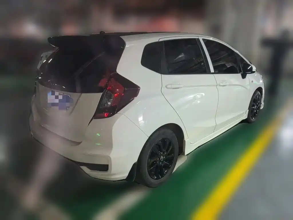 Honda Fit — миниатюра 4