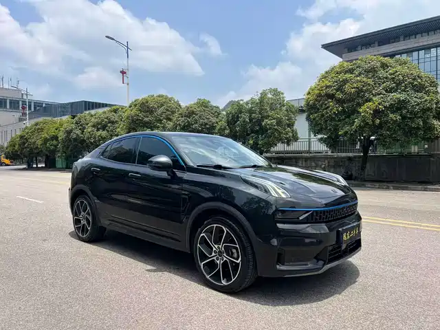 2020 Lynk & Co 05