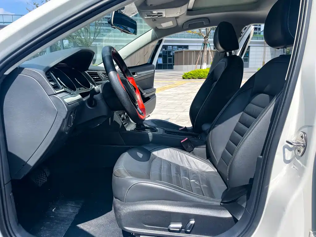 Volkswagen Lamando — миниатюра 6
