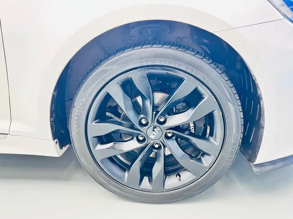 Kia K5 — миниатюра 4