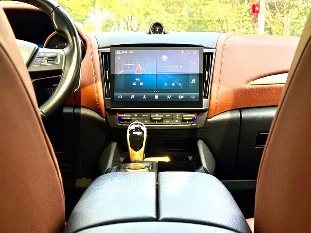 Maserati Levante — миниатюра 16
