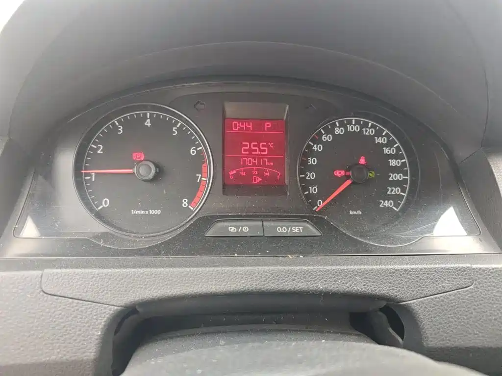 Volkswagen Santana — миниатюра 13